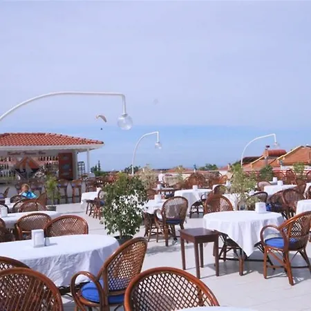 Karbel 3*