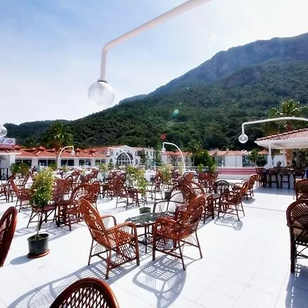 Karbel Hotell 3*