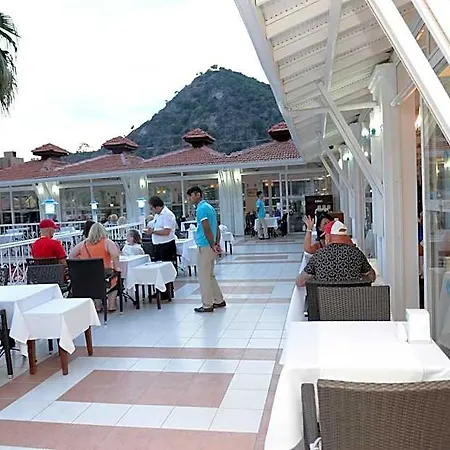 Karbel Hotel 3*