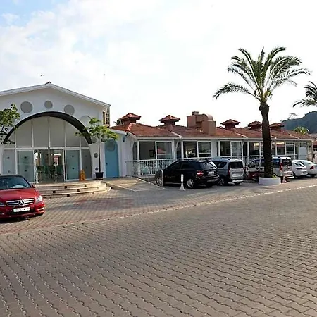 Karbel Hotel 3*