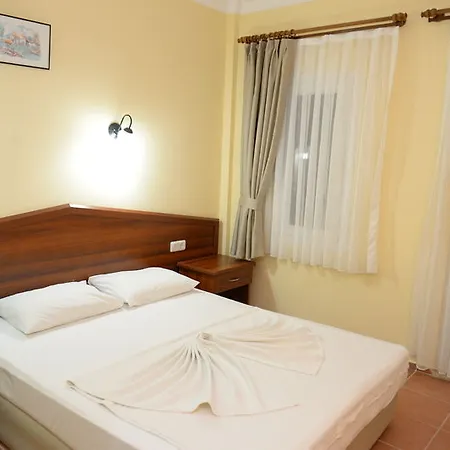 Otel Karbel 3*