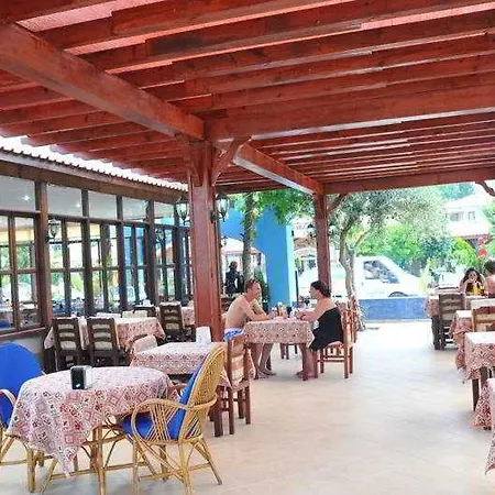 Karbel Hotell