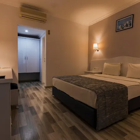 Karbel Szálloda 3*
